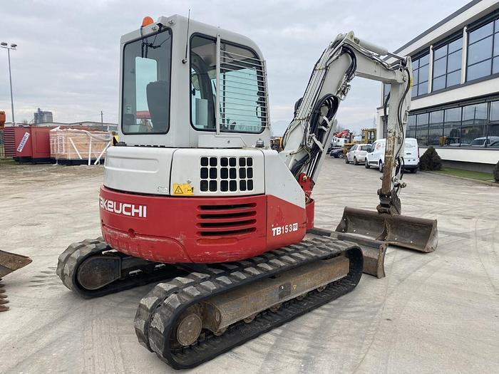 Usato 2012 TAKEUCHI TB153 FR