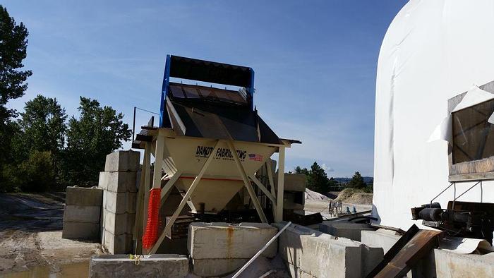 Used Screen, 54" X 84", Scalping, Incline, DeSite ASM Mdl SLG-78 #C740617