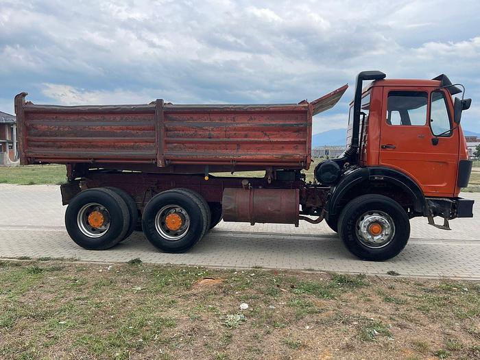 Gebruikt 1986 MERCEDES BENZ 2635 6x4 kipper full steel