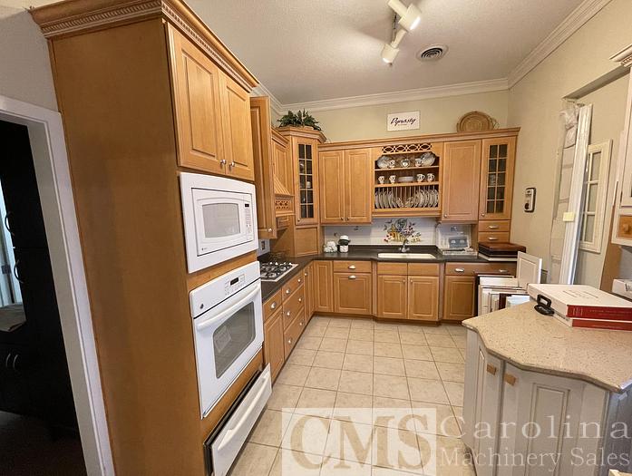 Used Complete Cabinet Shop Complete Operation