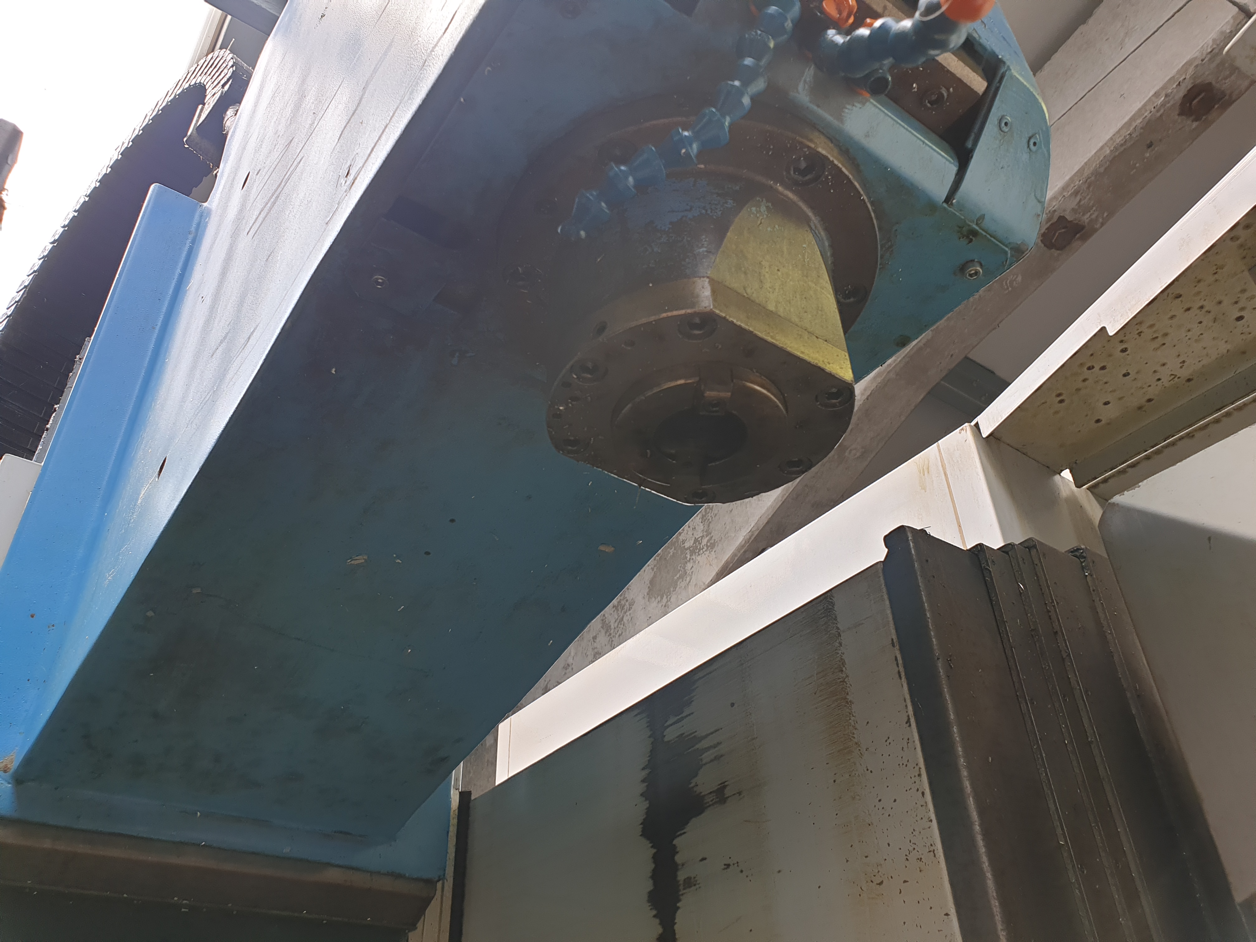 Gebruikt 1999 MAZAK VTC 30 C