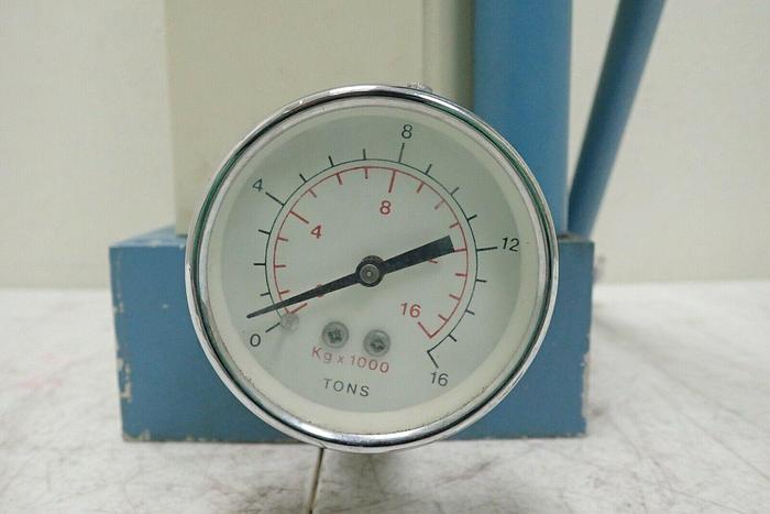 Used Beckman 199060 Model P16M 16 Ton Press