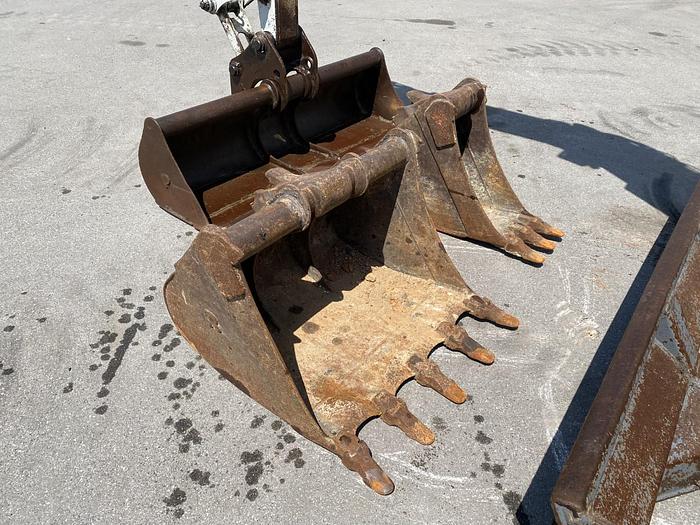 Usato 2015 TAKEUCHI TB 153FR