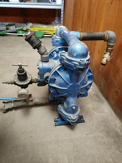 Used Sandpiper EB1-M TN-3-S 511568 Diaphram Pump(c)