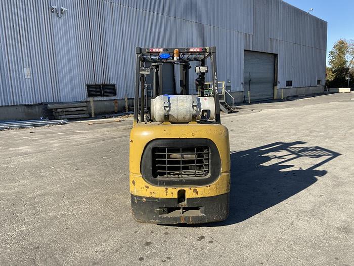 Used 8,000 POUND CAPACITY CATERPILLAR FORKLIFT MODEL GC40KS MFG. 2015