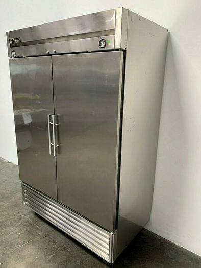 Used True T-49 Reach-In Two-Door Commercial Refrigerator 115V