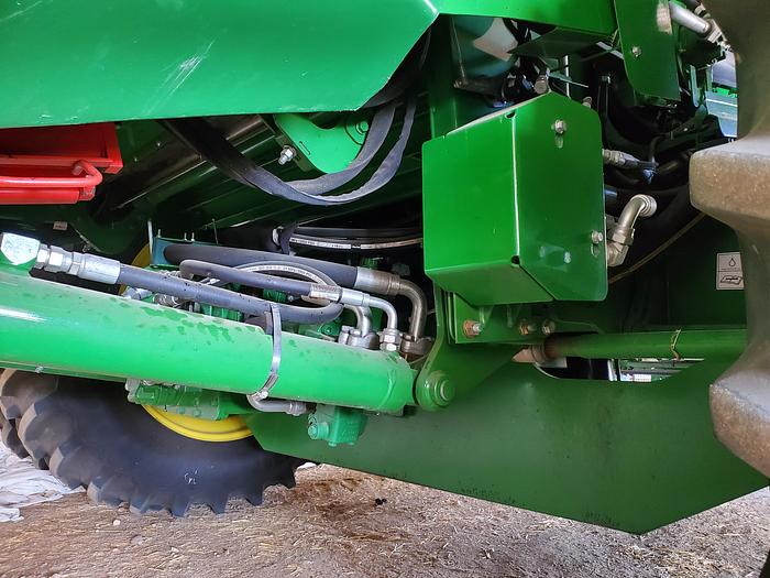 Used ** Hillco Sidehill ** 2019 John Deere S780 Combine w/ 670 hrs