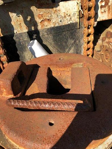 Used 1965 Davey M8A Drill Rig - Table Drive