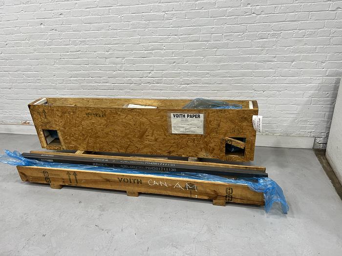 Used Voith Master Jet II Hydraulic, Dilution Control Headbox, 82.9" Pond Width #43877