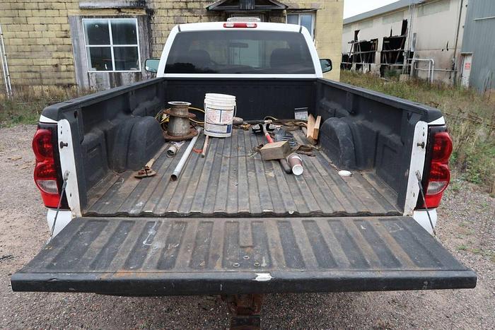 Used 2007 GM 2500HD 4X4 PICKUP TRUCK