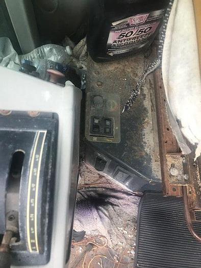 Used 2001 KOMATSU GD530A