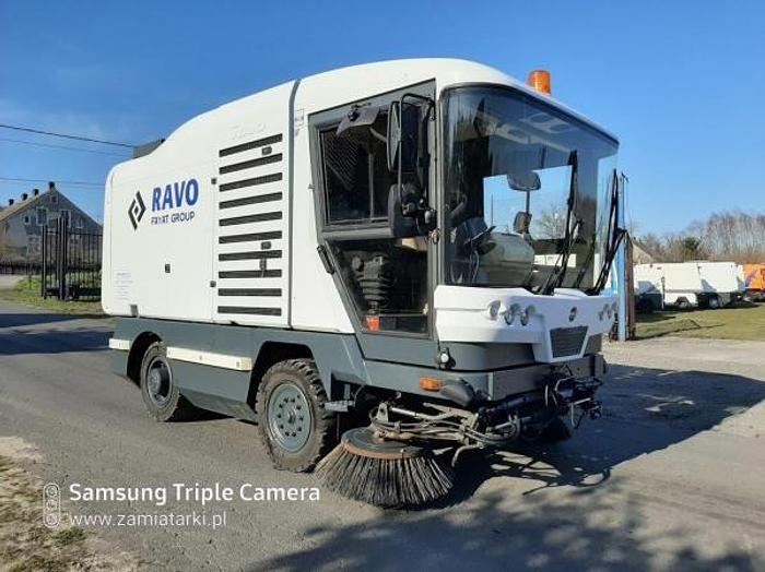 Gebruikt 2011 Ravo 530 ST