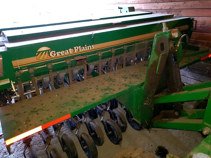 Used 2013 Great Plains 3P1006NT Native Grass Drill