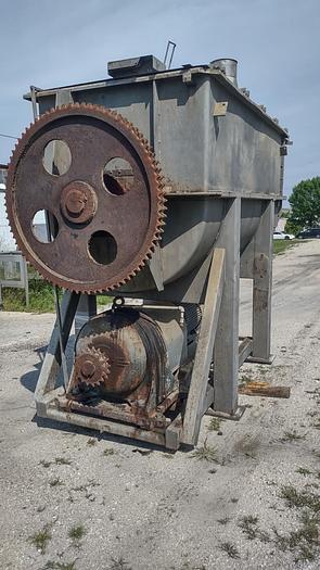 Used 250 CU. FT. DAY RIBBON BLENDER - S/S