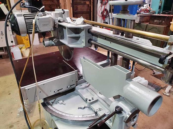 Used 1988  Crosscut and mitre saw GRAULE ZS 135N