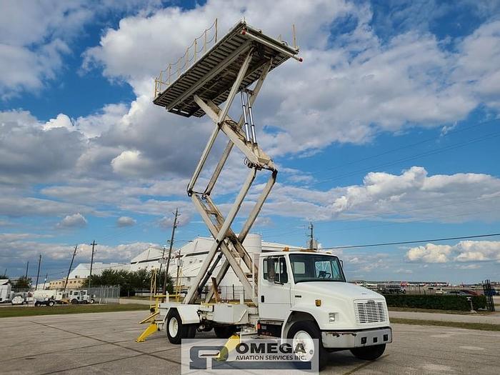 Used 1998 Tesco Freightliner Scissor Lift Truck / Maintenance Lift Truck