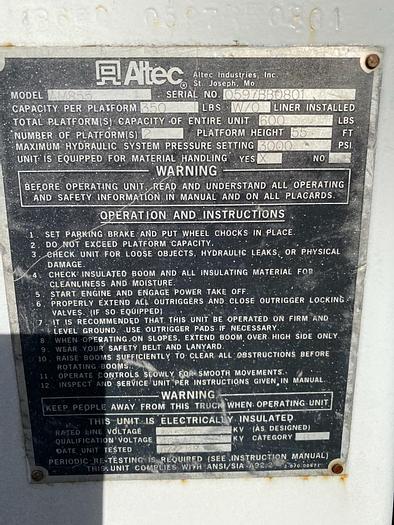 Used Altec AM855 60ft Bucket Boom on 2015 Freightliner M2-106 - MN2354