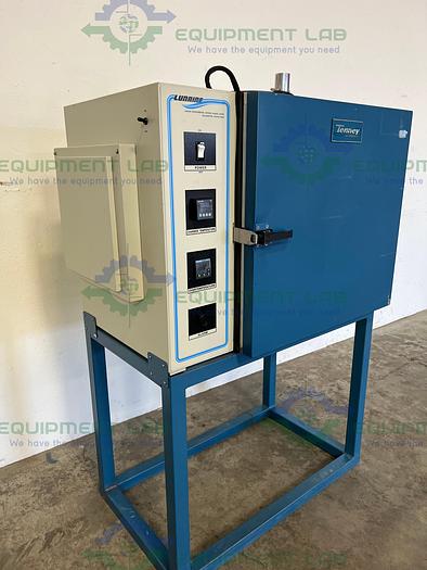 Used Lunaire / Tenney CE205 Bench Top Oven 225°C w/ Stand 115V