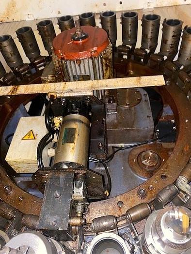 Used 2001 Mori Seiki GV-503 Twin Pallet Vertical Maching Center