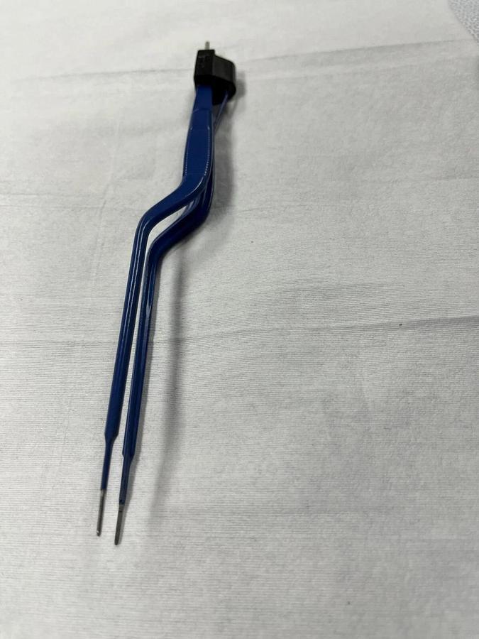 Used Kirwan Gerald 7.5" Bayonet Bipolar Forceps F-1303