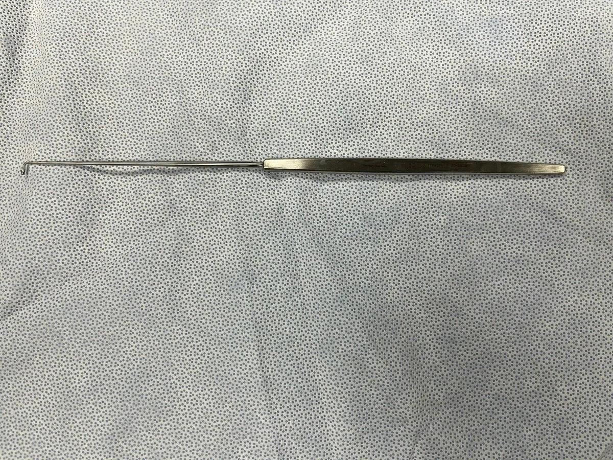 Used Symmetry Surgical Cushing Hook 20-2236 - 6mm