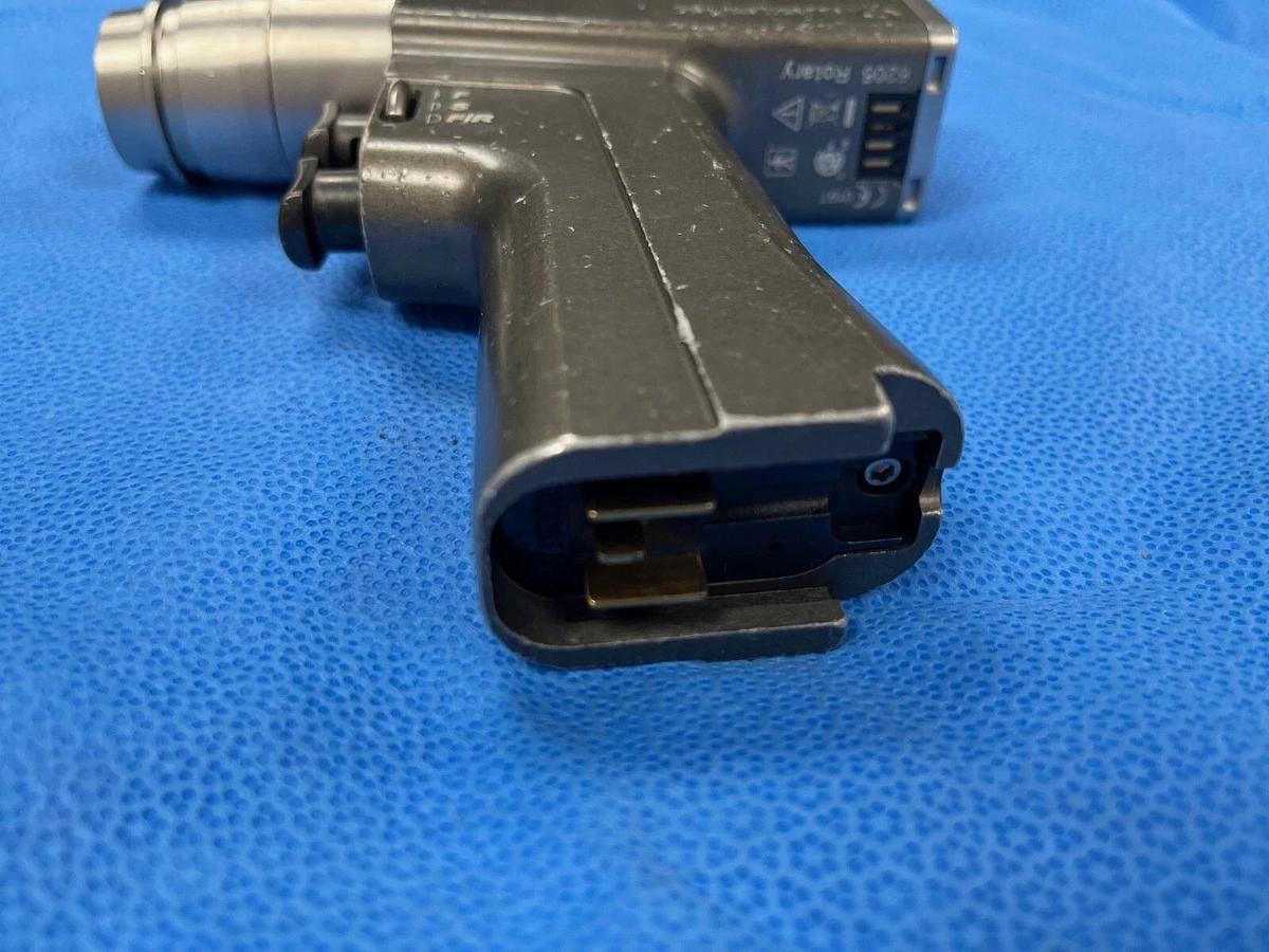 Used Stryker System 6 Dual Trigger Rotary Handpiece 6205