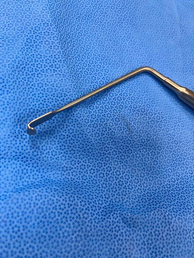 Used Jarit 285-431 Scoville Surgical Nerve Root Retractors - 105 Degrees Angled, 7"