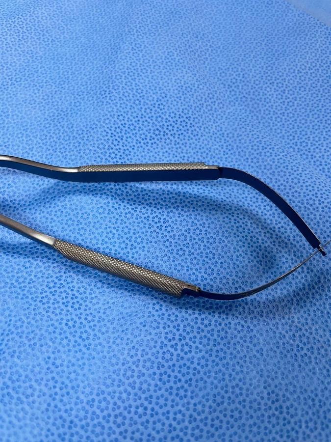Used Codman 80-1723 Rhoton Scissors, Titanium, Bayonet, Curved, 8 1/2"