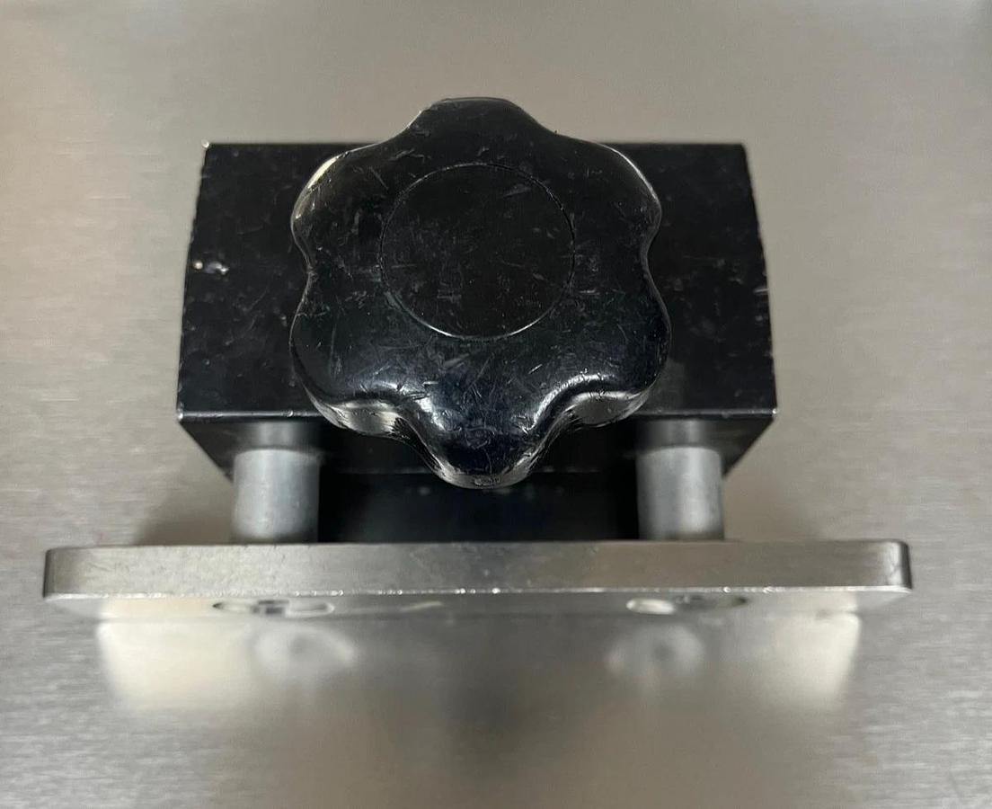 Used Mizuho OSI Universal 6" Side Rail Adaptor 6977-959
