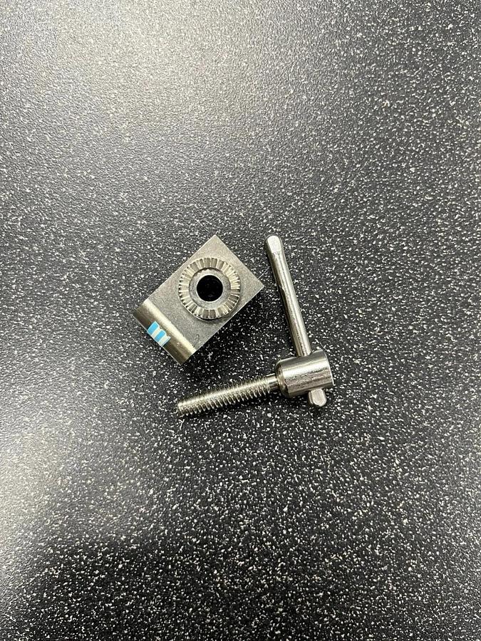 Used Medtronic Metrx Arm Set Bed Rail Attachment & METRX Flexible Arm
