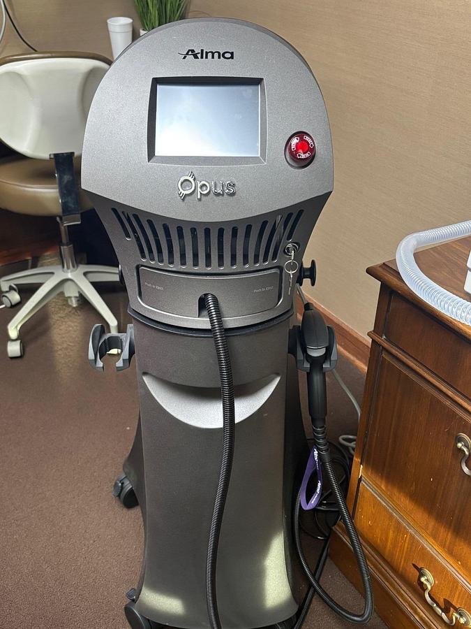 Used 2023 Alma Opus with Accessories