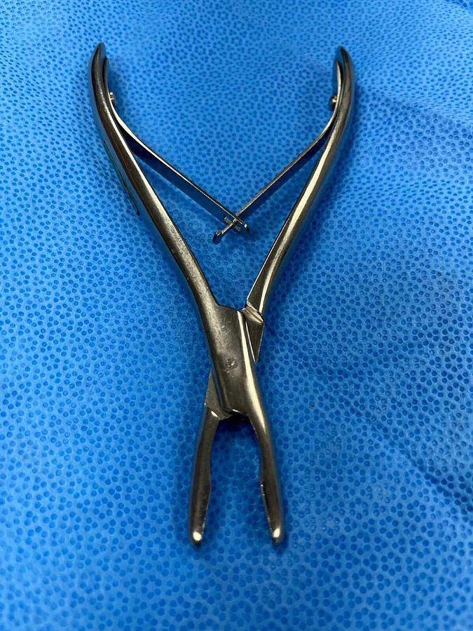 Used Jarit Surgical Hartmann Rongeur 230-120 - 5.7mm Bite, Straight, 5-7/8"