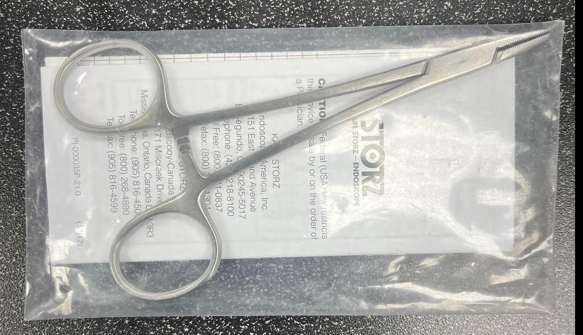 Storz 11cm Brown Needle Holder w Rounded Jaw Edges - 516713