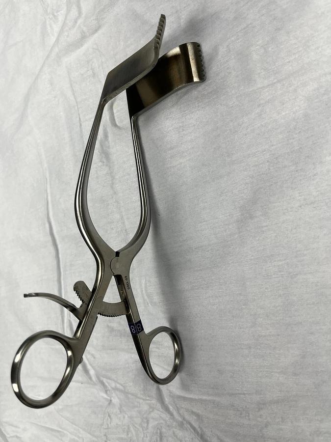 Used Jarit 205-245 Retractor Blades