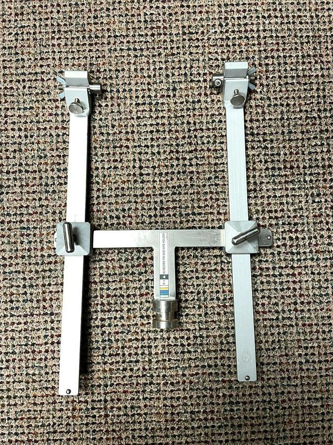 Used Mizuho OSI Hana Table 90 Degree Pin and Wire Holder- 6330-93