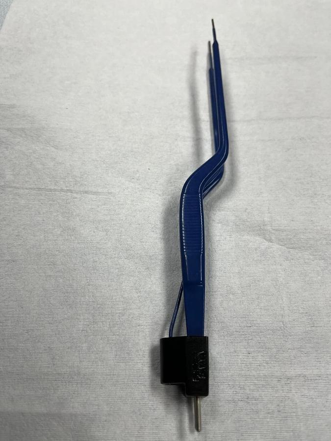 Used Kirwan Gerald 7.5" Bayonet Bipolar Forceps F-1303