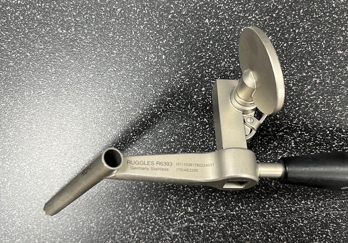 Used Ruggles Right ACF Distractor Guide R6393