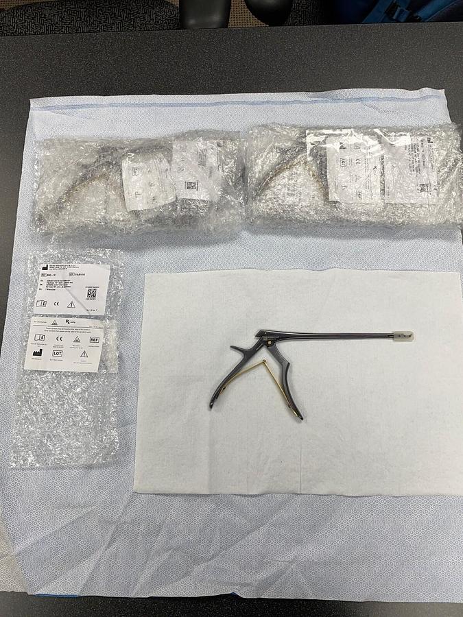 Used Fehling Ceramo Kerrison Punch with Ejector- NNO-1S- 2.5mm - NEW IN PACKAGE