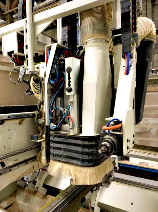 Used SCM tech z2 - CNC Machining center - 2010