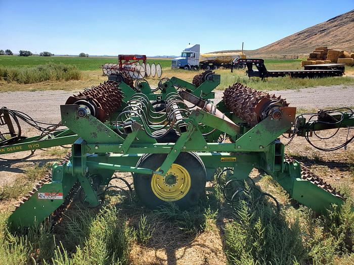 Used 25' John Deere 970 Roller Harrow