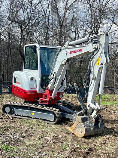 Used 2020 TAKEUCHI TB235-C