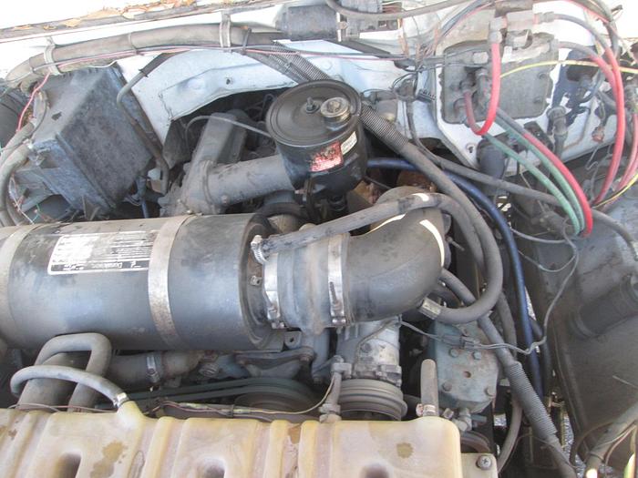 Used 1990 Ford F 900 Tandem Axle Flat Bed Truck