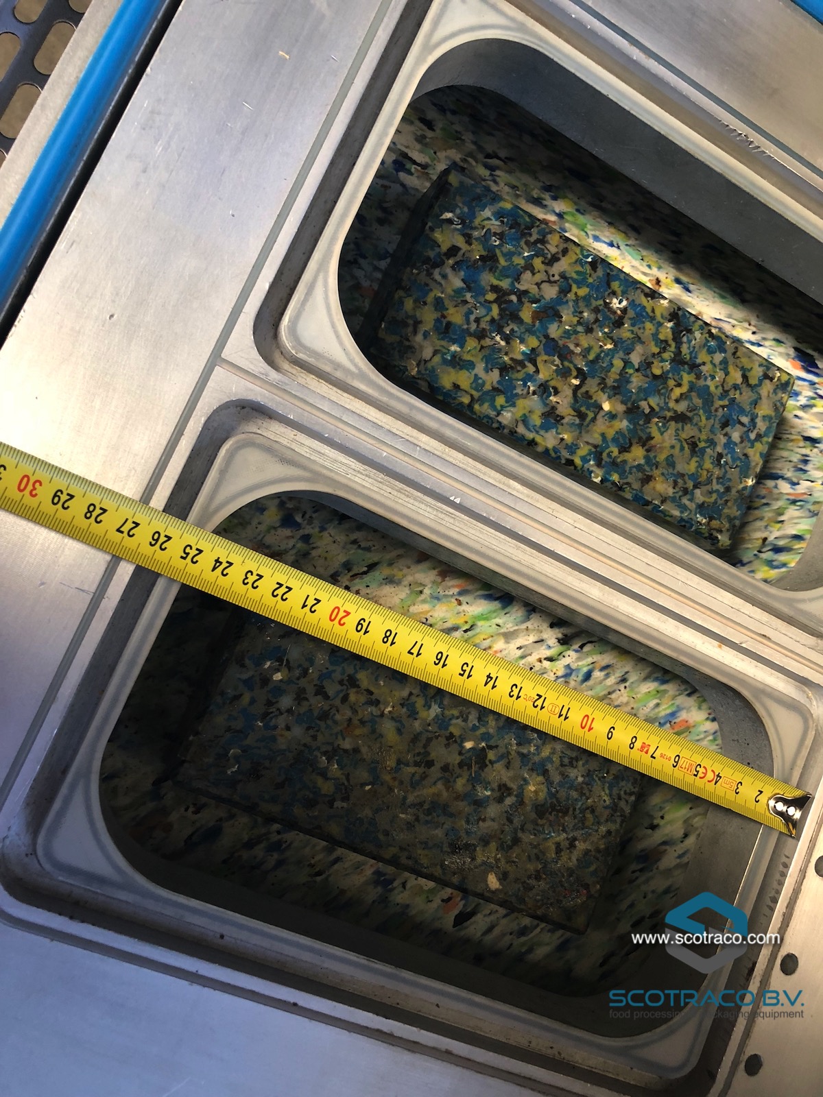 Used Multivac T250 MAP-traysealer. Semi-automatic, excellent condition.