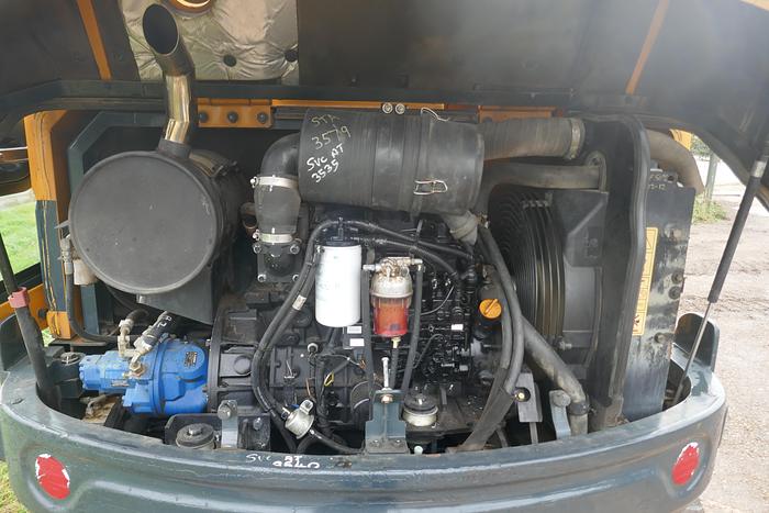 Used 2012 HYUNDAI ROBEX55-9