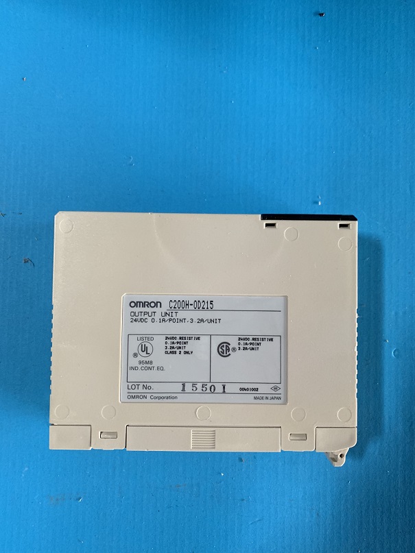 Used Omron  Output Unit C200H-0D215