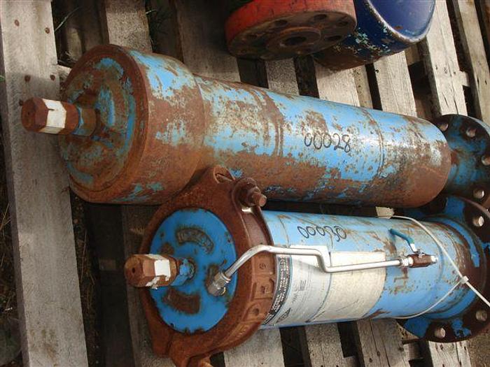 Used PE Larkin SG-1506-F Pulsation Dampener