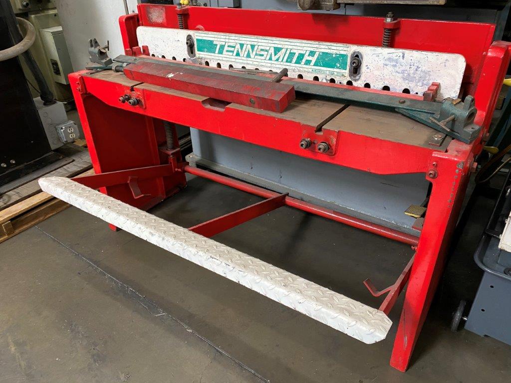 Used Tennsmith Model 52 Stomp Shear 52" x 16 Ga. #5753