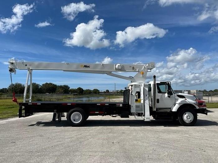 Used Altec AC-18 18 Ton Crane on 2008 International 7300 Reg Cab Flatbed Truck - C57532