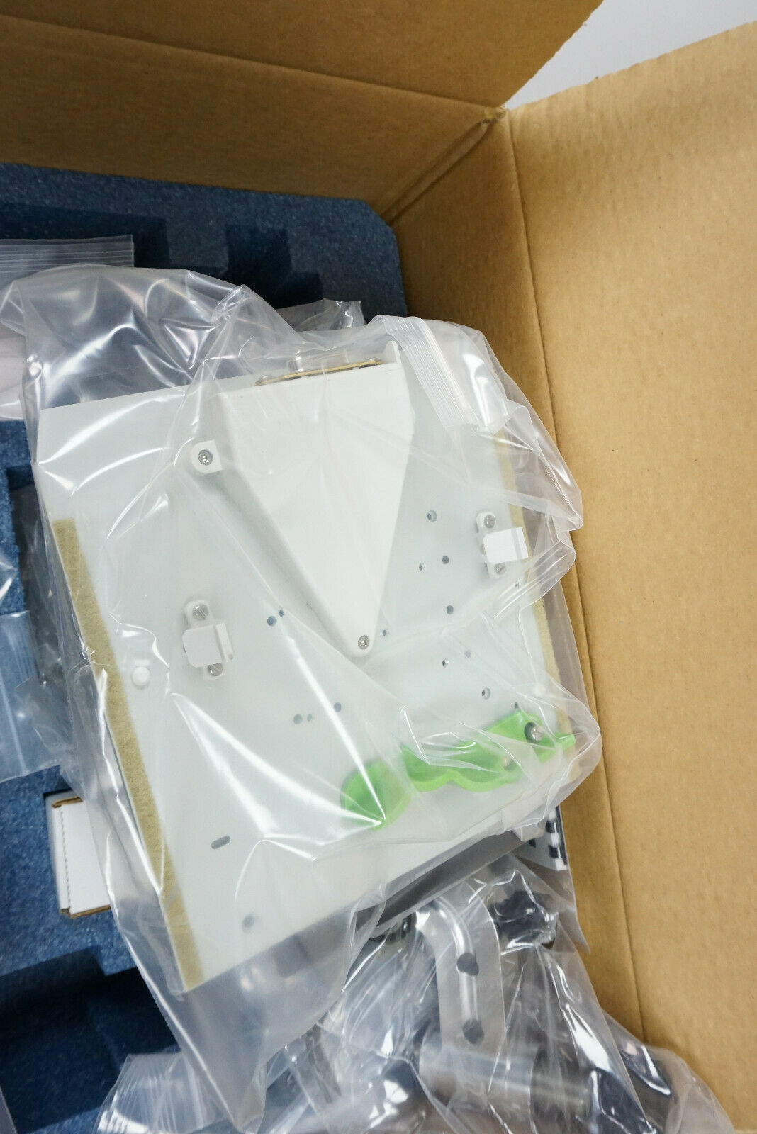 Pike GladiATR Vision Diamond ATR Sample View Video/PC Connection Perkin Elmer