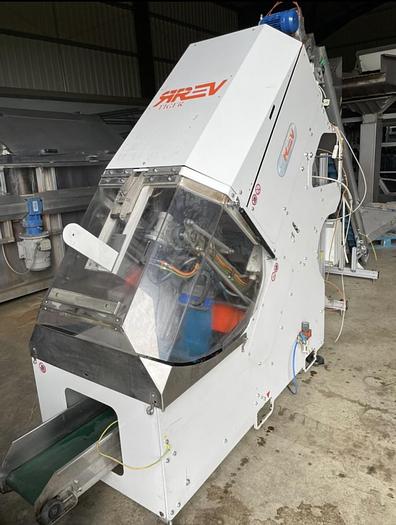 Used 2016 Rev Tiger netting machine, with infeed counter